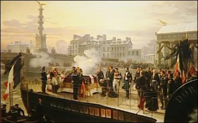 Où débarque le bateau en France, qui ramène les cendres de Napoléon Bonaparte ?
