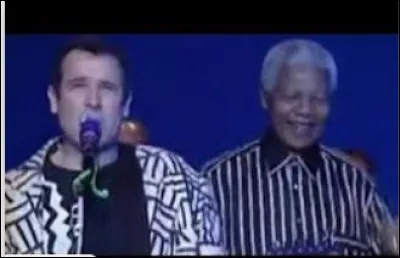 Johnny Clegg, né Jonathan était un artiste sud africain. Auteur et interprète il n'aura de cesse de défendre la culture africaine à l'image de son tube planétaire "Asimbonanga" chanté en présence de Nelson Mandela en 1987. Quel était son surnom ?
