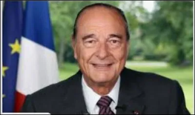 Un clin d'œil à Jacques Chirac, Président de la République française de 1995 à 2007. De nombreuses villes souhaitent lui rendre hommage en lui attribuant une rue, une place, un parc, une école à son nom. Mais que lui réserve l'Assemblée Nationale ?