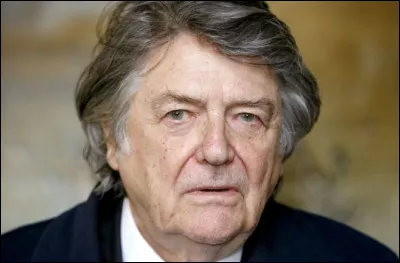 Jean-Pierre Mocky, mort à Paris le 8 août 2019, a connu un premier grand succès avec ce film sorti en 1963 dans lequel jouent Bourvil Francis Blanche et Jean Poiret ...