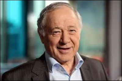 Eugène Saccomano, mort le 7 octobre 2019 à 83 ans, a été pendant plus de 50 ans journaliste à Europe 1 puis à RTL : dans quel domaine a -t-il couvert les événements internationaux ?