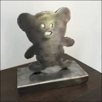 Qui considère les gens qui font du métal comme des nounours ?