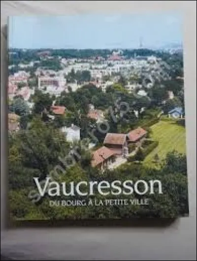 Petit tour en Île-de-France, à Vaucresson. Ville de l'arrondissement de Nanterre, elle se situe dans le département ...