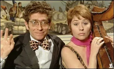 Vous êtes le portrait du policier type : une intelligence bien en dessous de la moyenne, mais avec des éclairs d'imbécilité.