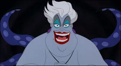 Quels animaux sont Flotsam et Jetsam, les deux larbins d'Ursula ?