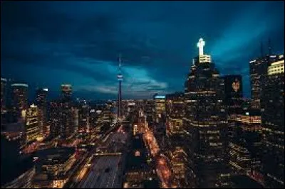 Quelle ville est surtout connue pour être le domaine de Batman ?