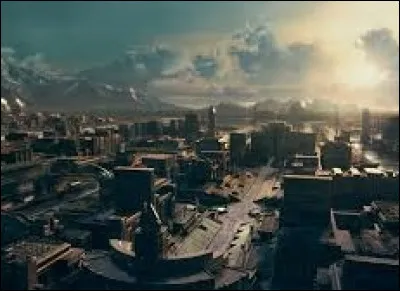 Dans "Hunger Games", le Capitole est le siège du gouvernement de...