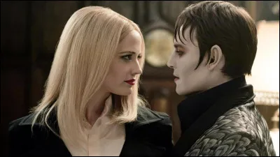 Un film de 2012 qui dure 1 heure 52 minutes. Quel est ce film qui est une com&eacute;die fantastique de Tim Burton avec Johnny Depp, Michelle Pfeiffer, Helena Bonham Carter, Eva Green, Chlo&euml; Grace Moretz, Christopher Lee, Alice Cooper, ... ?