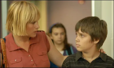 Un film de 2014 qui dure 2 heures 45 minutes.Quel est ce film dramatique de Richard Linklater avec Ellar Coltrane, Patricia Arquette, Ethan Hawke, ... ?