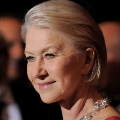 Deux stars de films d'actions extirpent leurs personnages d'une saga pour faire leur propre film. Quel est ce film ?