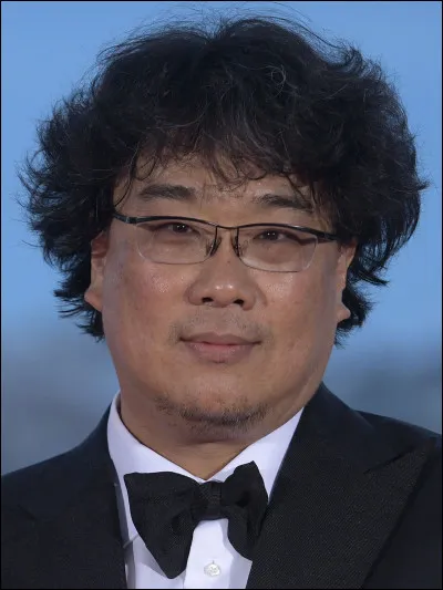 Une famille Sud-Coréenne pauvre s'immisce petit à petit chez une famille aisée. Ce film a reçu la palme d'or du Festival de Cannes 2019. Quel est ce film ?