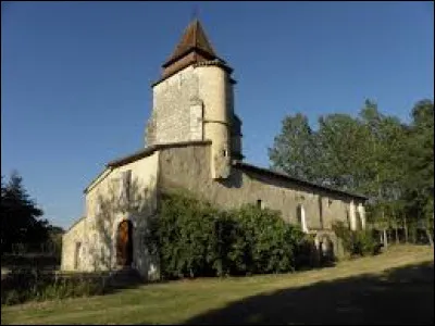 Vous avez sur cette image l'église Saint-Pierre de Lagrange. Commune Landaise, elle se situe en région ...