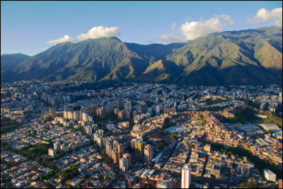 Municipalité de Libertador - climat tropical - l'université Santa Maria - le "berceau de Bolivar"