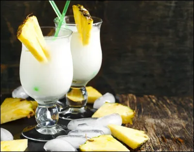Combien de calories y a-t-il dans une pina colada ?