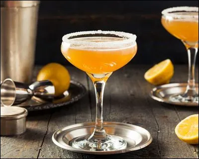 Dans quelle ville, le cocktail "Sidecar" à base de cognac, liqueur d'orange et jus de citron, est-il né ?