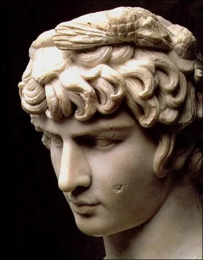 Quel roman de Marguerite Yourcenar se présente comme une longue lettre adressée à Marc-Aurèle par son grand-père adoptif ?