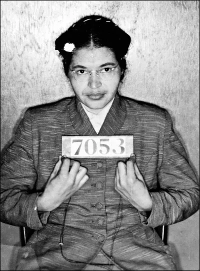 Rosa Parks est le symbole de la lutte pour l'égalité civique aux Etats-Unis. En 1955, où refuse-t-elle de céder sa place à un passager blanc ?