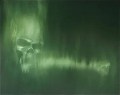 Quel est le prénom du mangemort Rowle ?