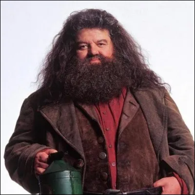 Comment s'appelait la mère de Hagrid ?