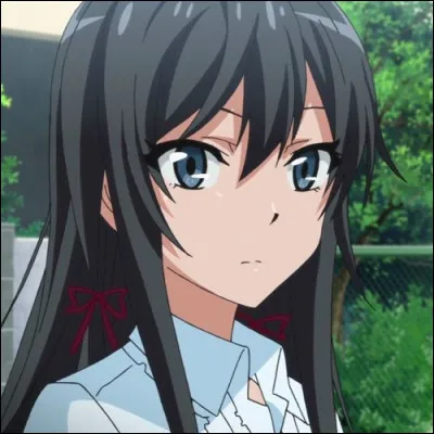 Comment se nomme cette fille ?