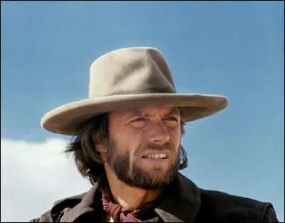 Qui a réalisé le western "Josey Wales, hors-la-loi" ?