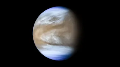 Avec une température moyenne de 460 °C, quelle est la planète la plus chaude de notre système solaire ?