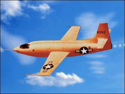 Quel exploit a été le premier à réaliser Chuck Yeager sur l'avion Bell X1, le 14 octobre 1947 ?