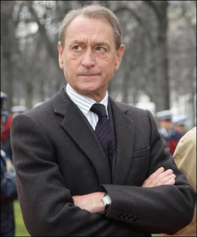 Cet homme politique, maire de Paris de 2001 à 2014, se prénomme ...