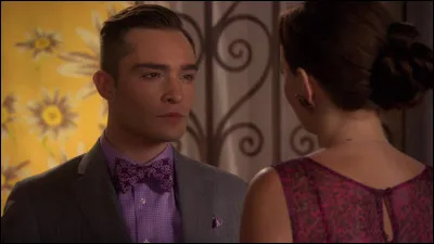 Qu'est-ce que Chuck a vu quand il était sur la tombe de son père ?