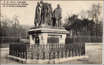 On leur montrait not' ... -Et nos bonnes ... - En leur ... !