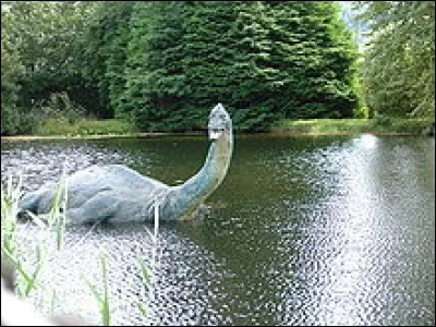 De quel animal préhistorique se rapproche Nessie ? (monstre du Loch Ness)