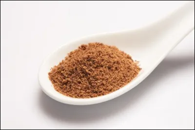 Le poivre compose le "quatre-épices" avec le sel, la muscade et la cannelle.