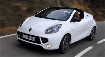 On peut avoir le vent dans les cheveux sans l'avoir en poupe : ce fut le cas avec cette Renault. Comment l'appelait-on, déjà ?