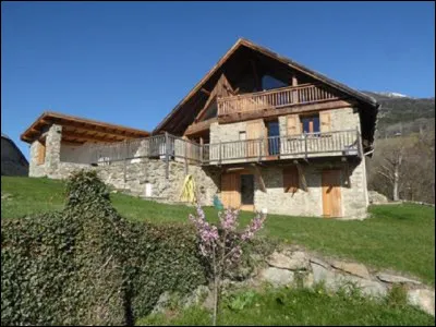 ''Viens, viens sur la montagne, tout près du ciel j'ai ma maison". De quelle chanteuse ''aux yeux d'or'' sont ces paroles ?