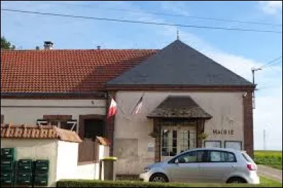 Commune du Centre-Val-de-Loire, dans l'agglomération du pays de Dreux, Le Boullay-les-Deux-Églises se situe dans le département ...