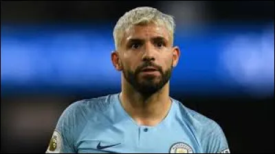 De quelle nationalit&eacute; est l'attaquant de Manchester City Ag&uuml;ero ?