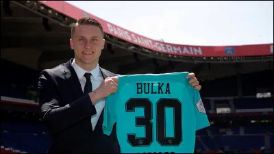 Marcin Bulka a disputé 1 match avec le PSG. Arrivé lors de l'été 2019, il a joué son seul match contre Metz. Dans quel club évoluait-il avant son arrivée dans la capitaine française ?