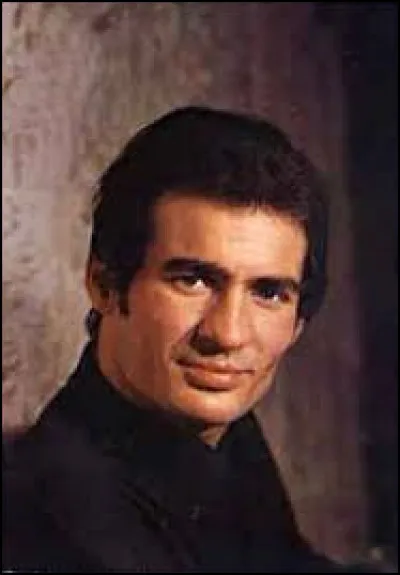 ''Kilimandjaro'' est une chanson de Pascal Danel. Dans quel pays peut-on admirer les neiges éternelles de ce volcan ?