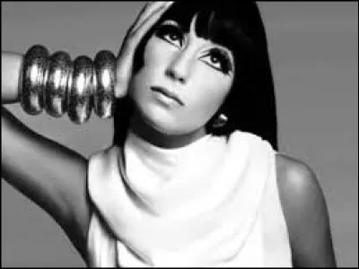 ''Bang Bang'' est une chanson de Cher mais c'est la version de Nancy Sinatra qui sera choisie par Quentin Tarantino pour le film...