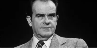 Il est en train de prendre les rênes du PCF, devenant secrétaire général adjoint en 1970 ; il va conduire les discussions avec le Parti Socialiste qui vont aboutir au Programme Commun de la gauche en 1972 : c'est ...