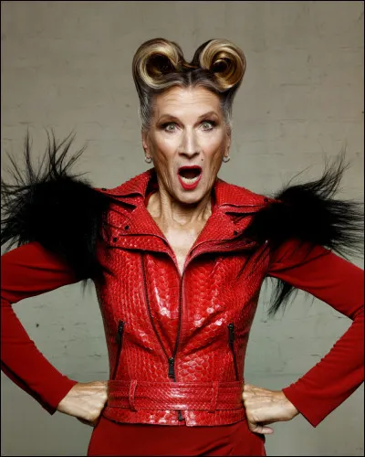 Provocateur, il est considéré comme l'enfant terrible de la mode française.