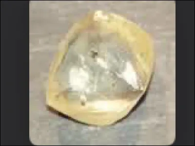 Le diamant vient en partie des météorites s'écrasant sur Terre.