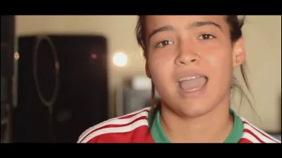 Où a-t-elle grandi dans son enfance ?