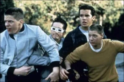 Que fait habituellement Biff le samedi, tt dans la matine?