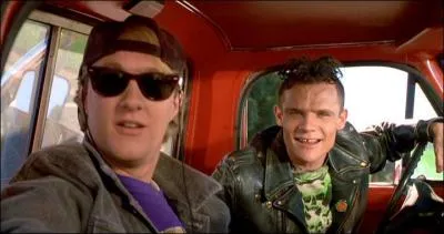 Comment s'appelle celui qui est au volant?