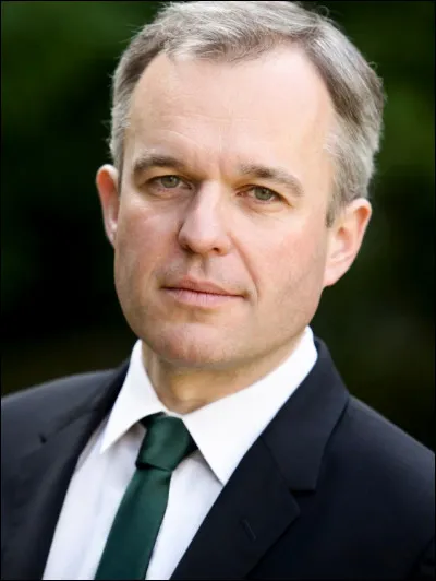 Un phoque b&ecirc;le, grogne et...