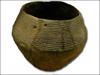 Merja, une ancienne collègue, m'a invité pour Noël à Kotka, sur l'ancienne route des Varègues [qui sont-ce ?] : c'est aussi un haut lieu de la céramique dite [...] de l'époque [...]. Dans quel pays ?