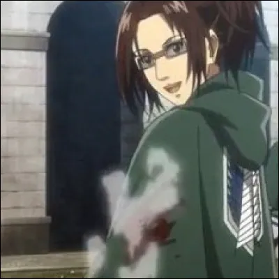 Elle a un amour secret pour les recherches sur les titans. Qui est-ce ?