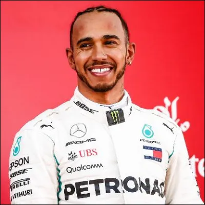 Quel pilote assure la domination de l'écurie Mercedes-AMG Petronas F1 Team cette saison, et pour le reste de la décennie ?