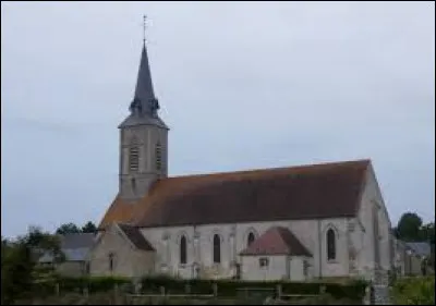 Voici l'église Saint-Agnan de Ferrières-la-Verrerie. Commune Ornaise, elle se situe dans l'ancienne région ...